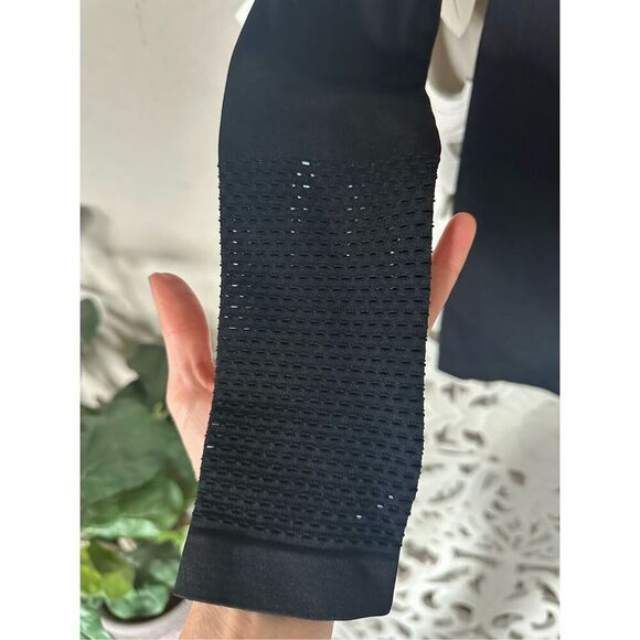 Fabletics Musetta Seamless Long-Sleeve Top - Picture 7 of 11